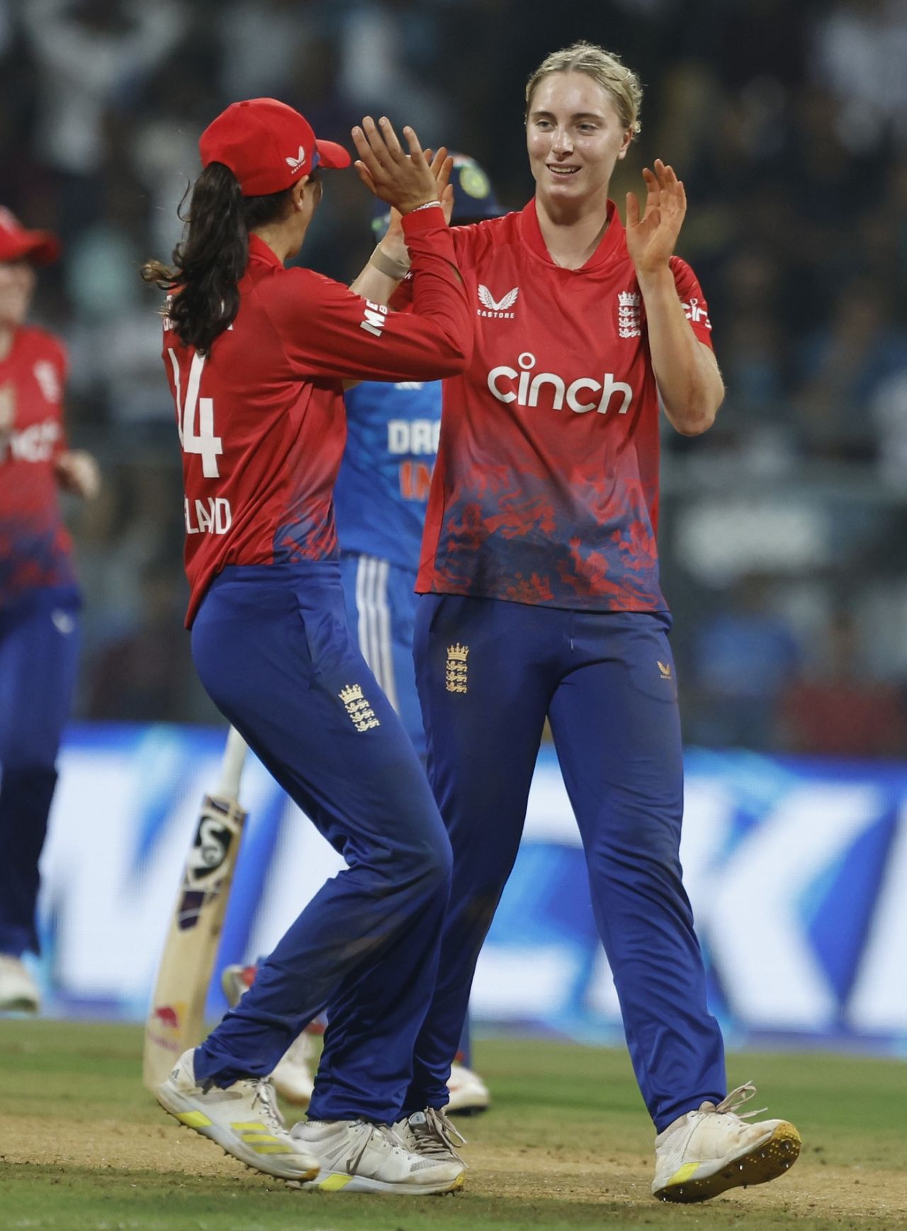 Freya Kemp dismissed Shafali Verma off her first ball, India vs England, 3rd T20I, Wankhede Stadium, Mumbai, December 10, 2023