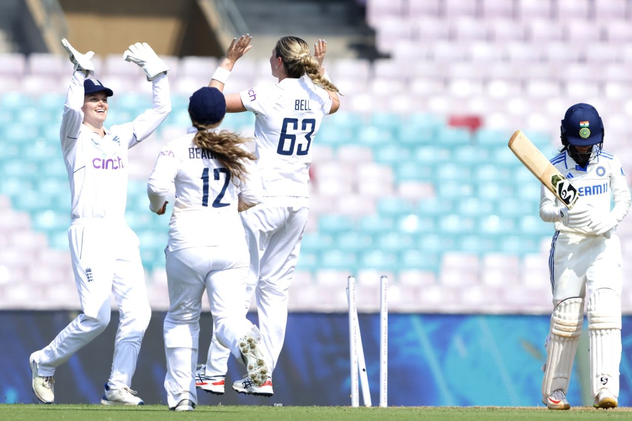 Lauren Bell cleaned Jemimah Rodrigues up, India Women vs England Women, Only Test, DY Patil Stadium, Mumbai, 1st day, December 14, 2023