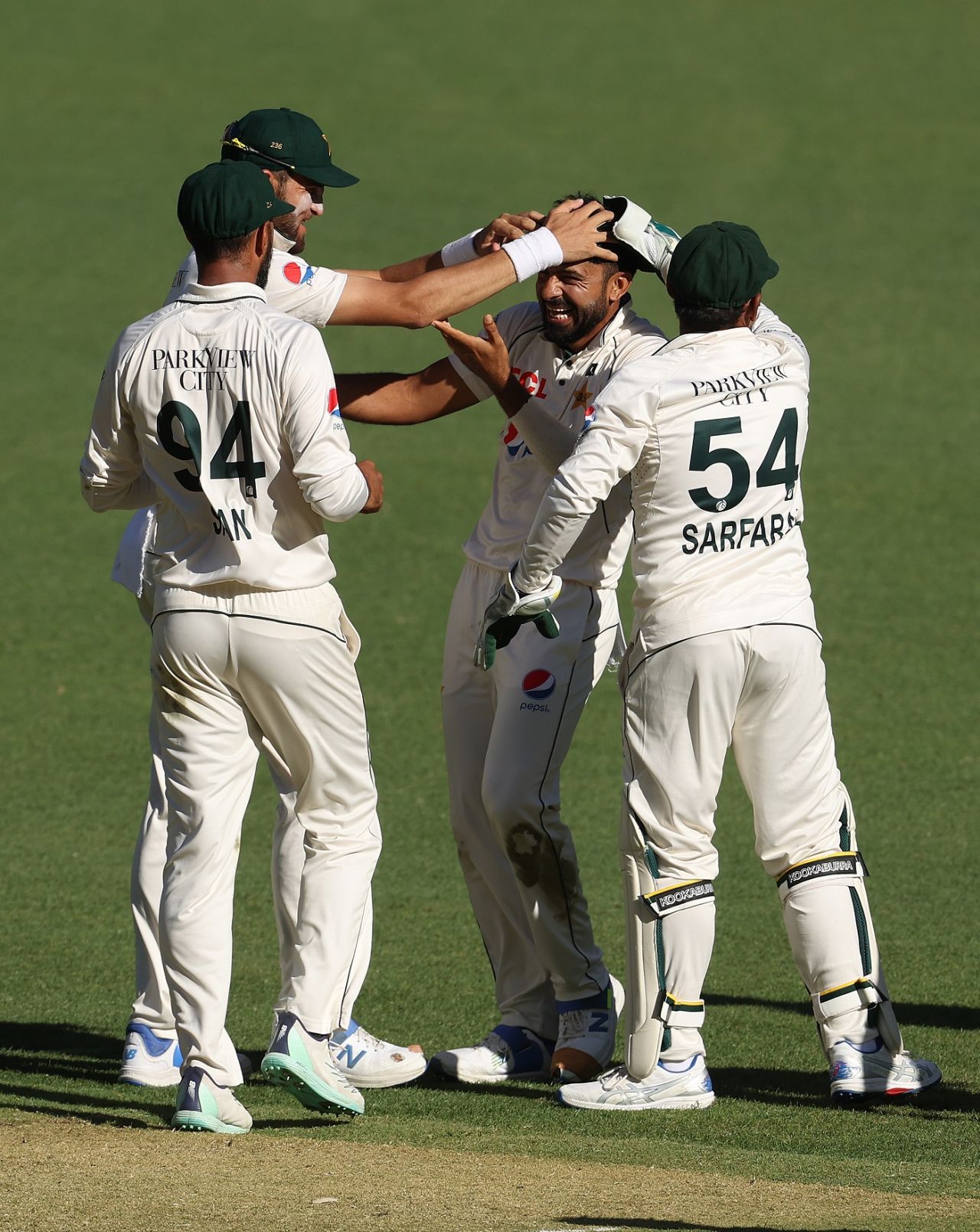 Aamer Jamal removed both Travis Head and David Warner after tea, Australia vs Pakistan, 1st Test, Optus Stadium, Perth, 1st day, December 14, 2023