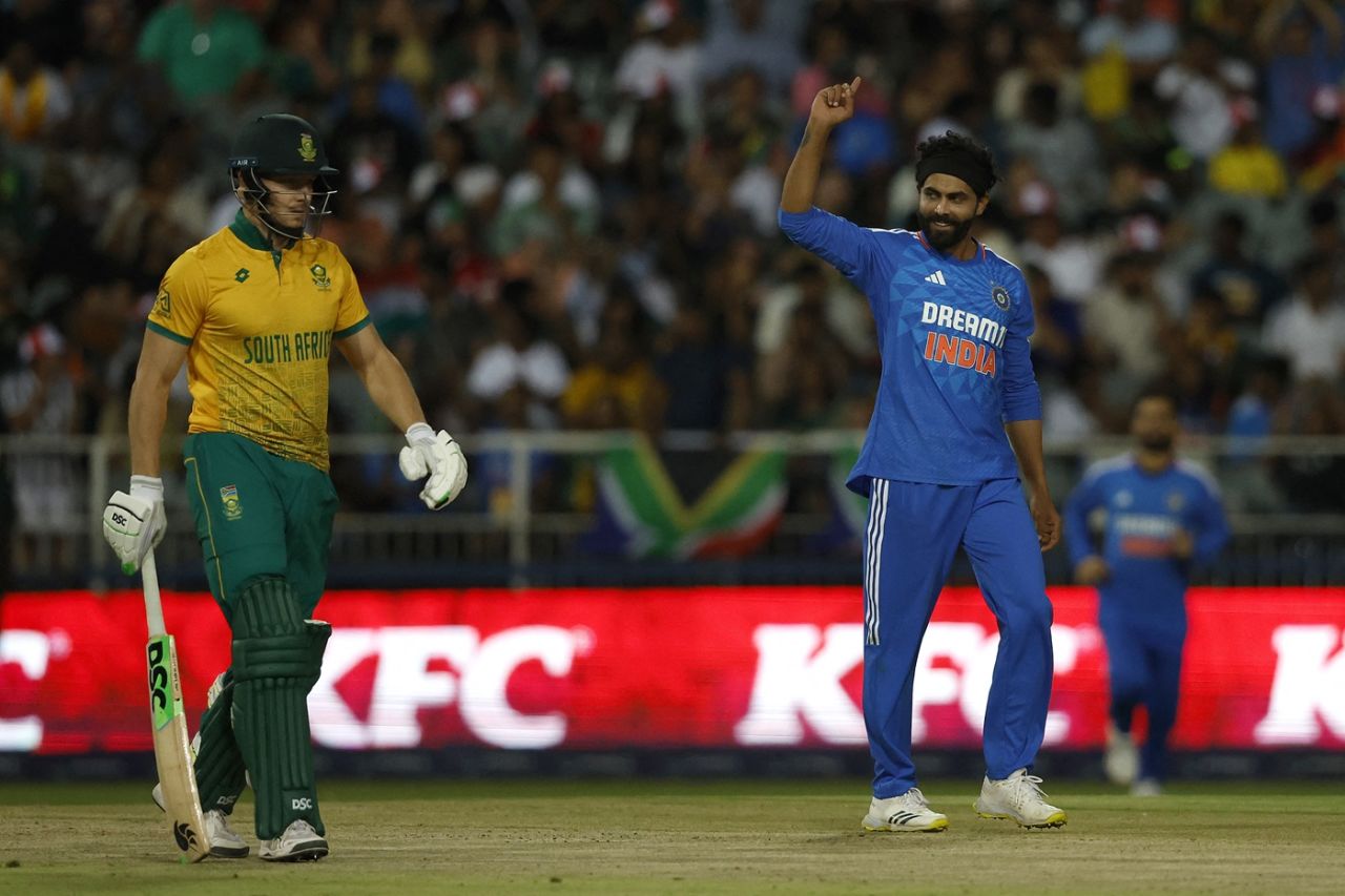 Ravindra Jadeja struck with his first ball of the match, South Africa vs India, 3rd T20I, Johannesburg, December 14, 2023