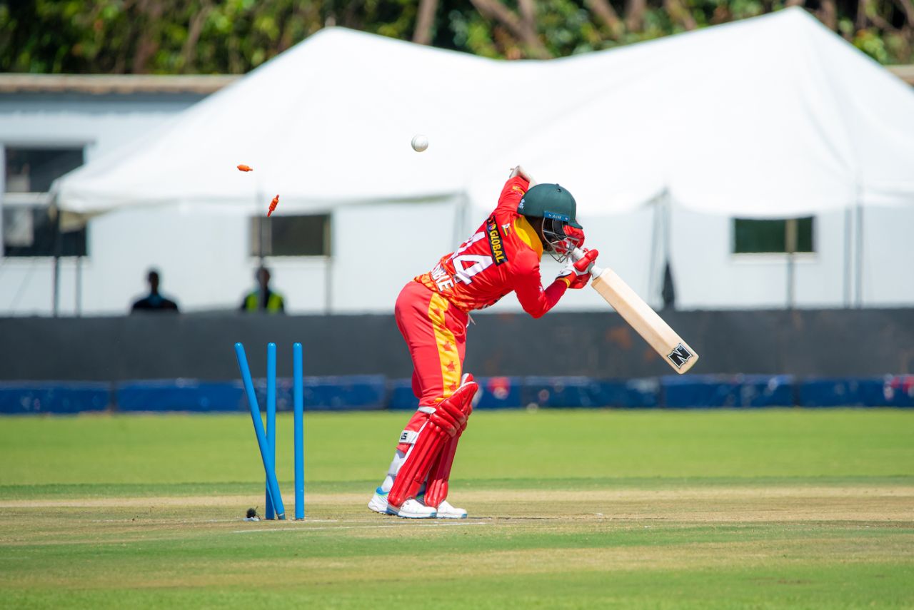 Joylord Gumbie is bowled, Zimbabwe vs Ireland, 2nd ODI, Harare, December 15, 2023