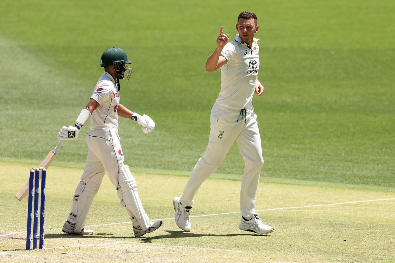 Josh Hazlewood bids Saud Shakeel goodbye, Australia vs Pakistan, 1st Test, Optus Stadium, Perth, 3rd day, December 16, 2023