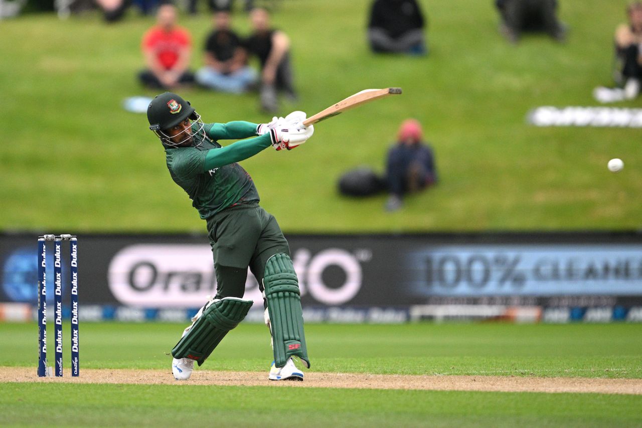 Mehidy Hasan Miraz struck some lusty blows, New Zealand vs Bangladesh, 1st ODI, Dunedin, December 17, 2023