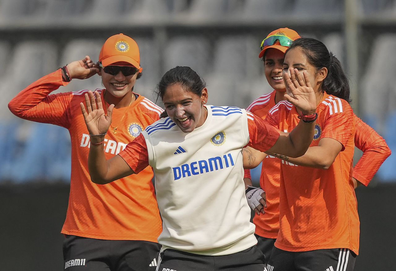 Harmanpreet Kaur has some fun with her team-mates at training, Mumbai, December 20, 2023