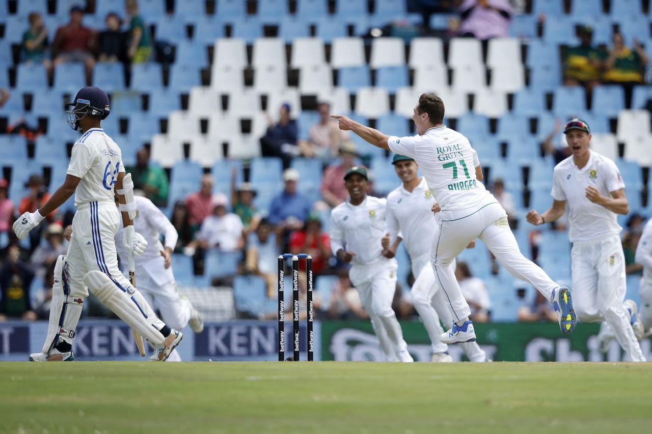 Nandre Burger got his Test tally going with Yashasvi Jaiswal's wicket, South Africa vs India, 1st Test, Centurion, 1st day, December 26, 2023