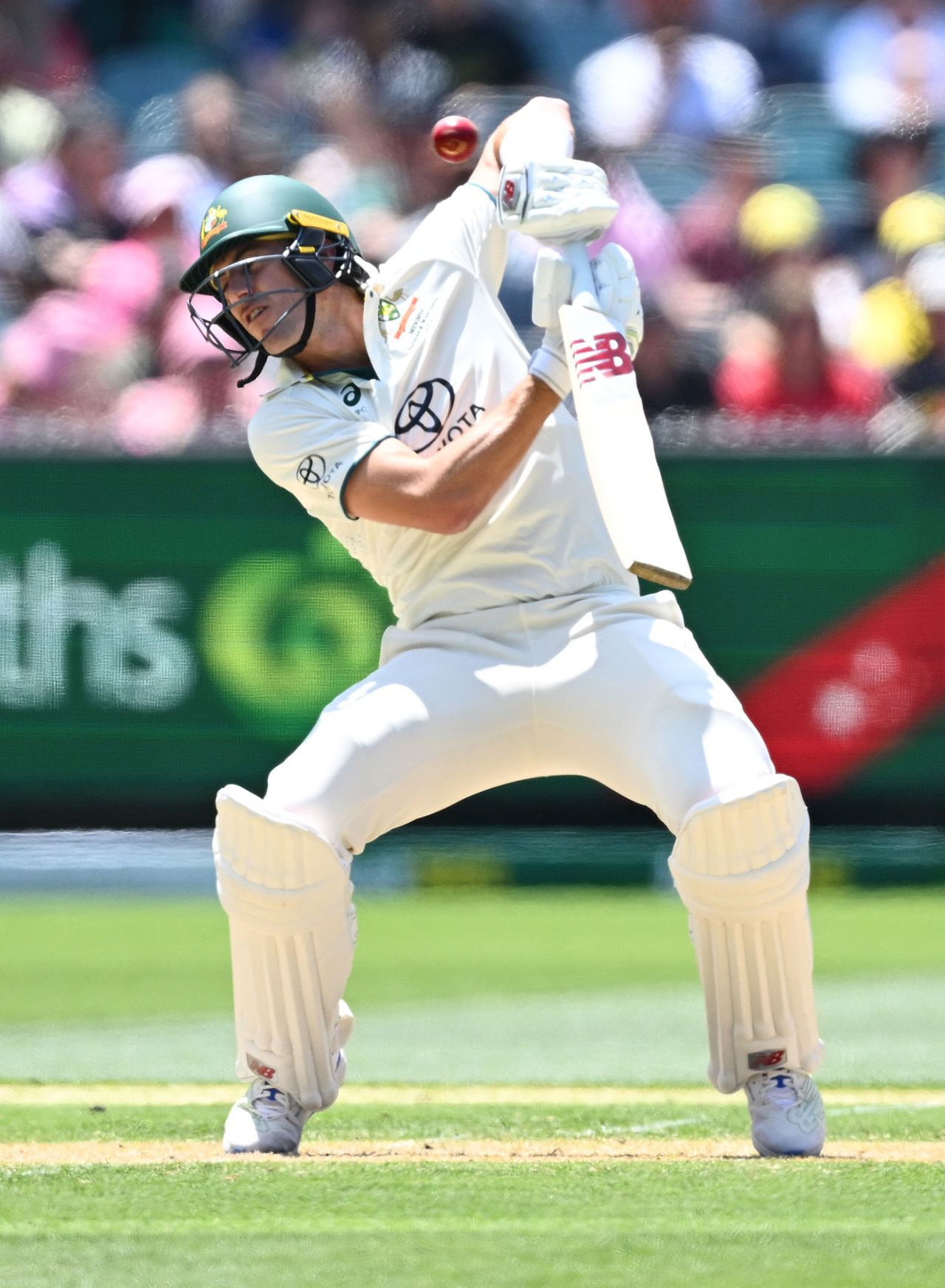 Pat Cummins took some blows, Australia vs Pakistan, 2nd Test, day two, MCG, December 27, 2023