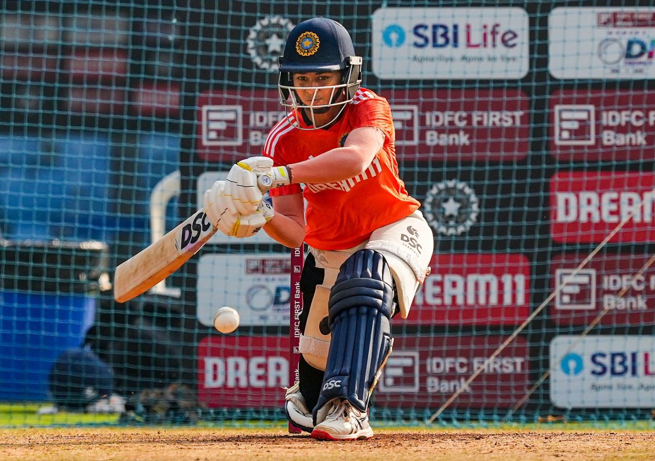 Shreyanka Patil nets up at the Wankhede, Mumbai, December 27, 2023