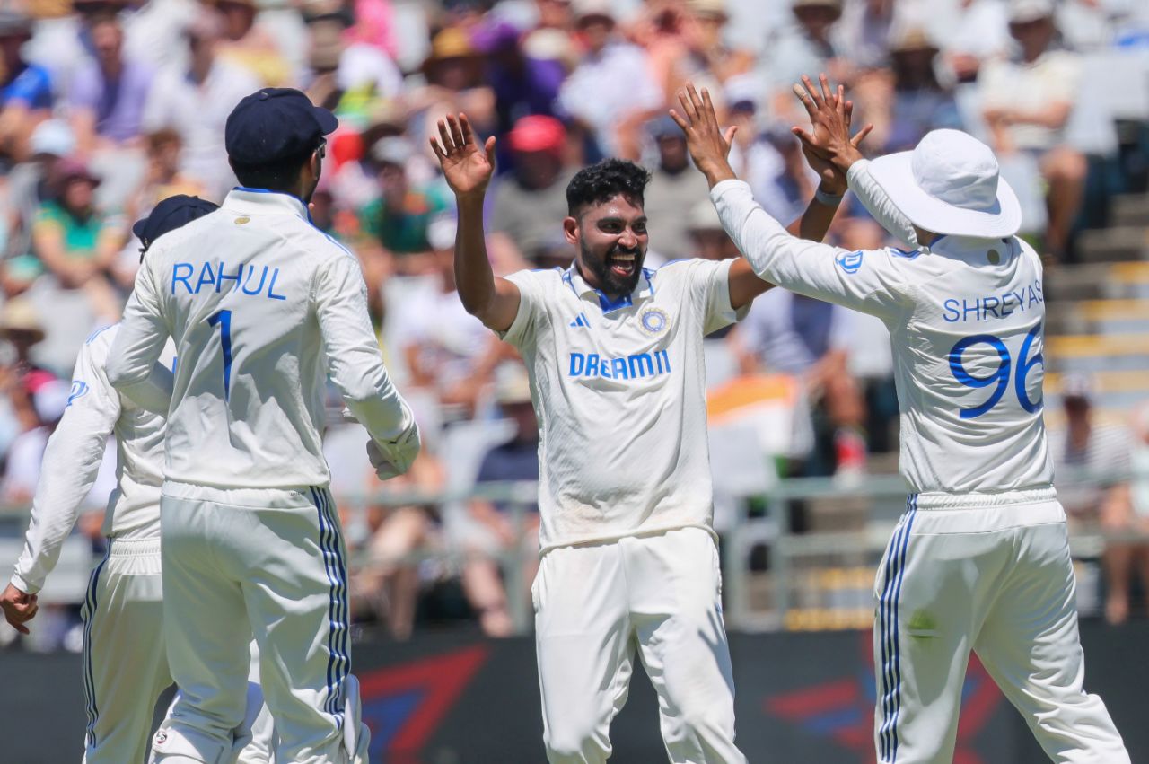 Mohammed Siraj is all smiles after bagging David Bedingham, South Africa vs India, 2nd Test, Cape Town, 1st day, January 3, 2024