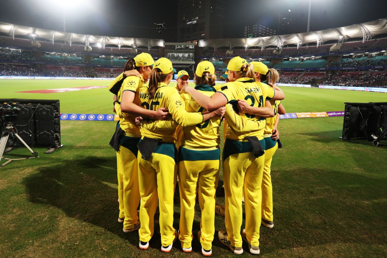 Alyssa Healy rallies her troops ahead of the India series-decider, India vs Australia, 3rd Women's T20I, Mumbai, DY Patil Sports Academy, January 9, 2024