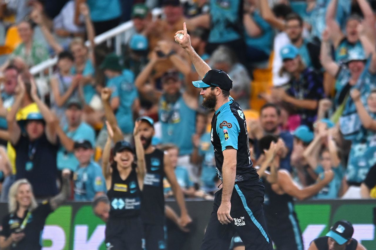 Michael Neser celebrates his stunning catch, Brisbane Heat vs Perth Scorchers, BBL, Gabba, January 10, 2024