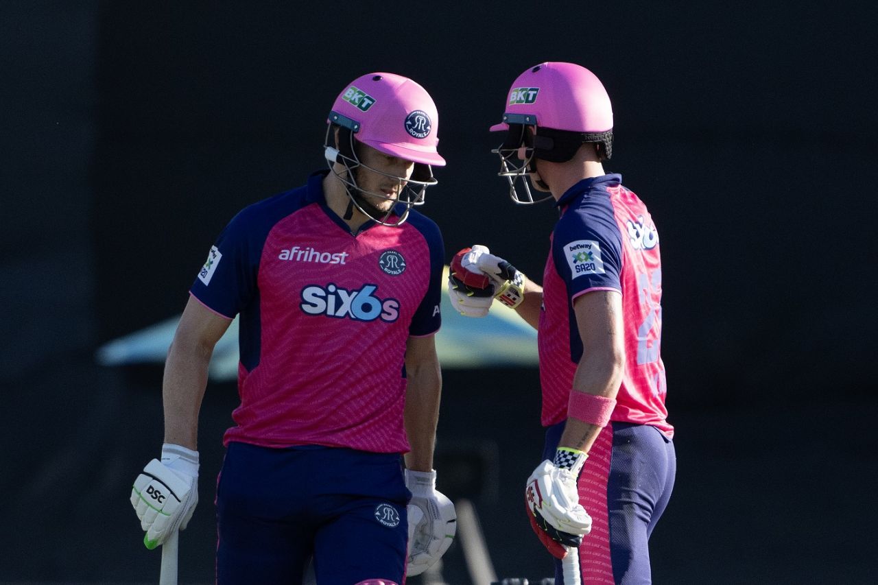 David Miller and Mitchell Van Buuren get together, Paarl Royals vs Pretoria Capitals, SA 20 2024, Paarl, January 12, 2024