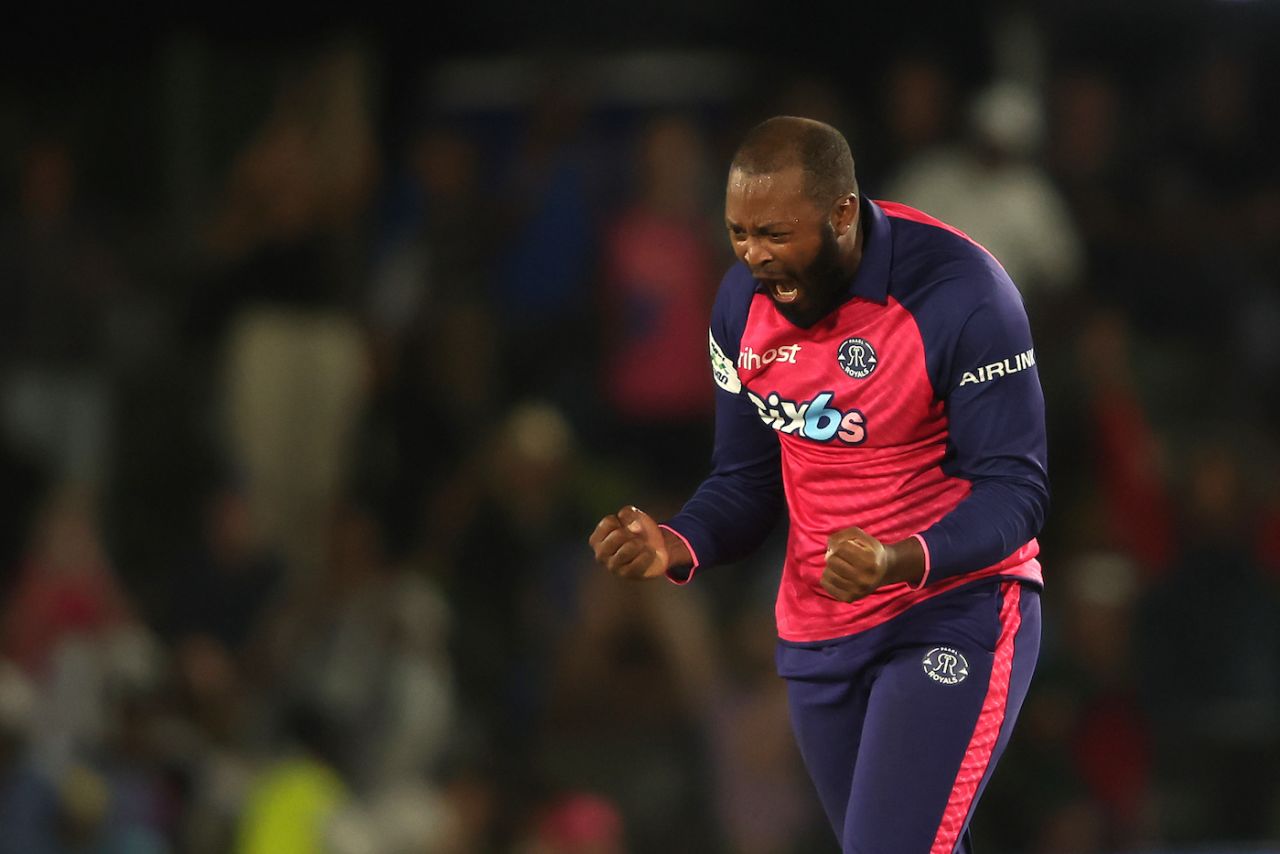 Andile Phehlukwayo grabbed two wickets, Paarl Royals vs Pretoria Capitals, SA20 2024, Paarl, January 12, 2024