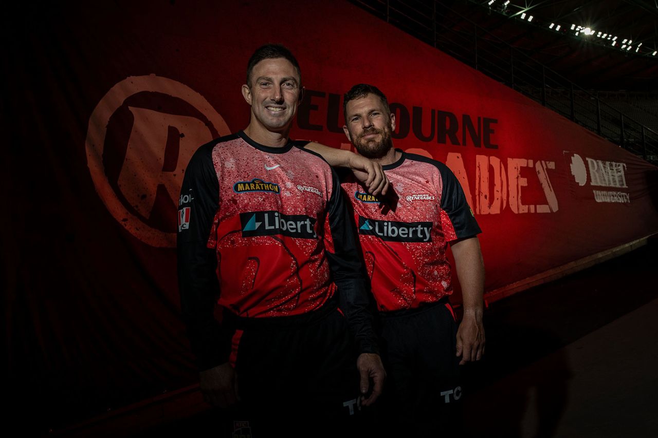 Shaun Marsh and Aaron Finch pose together, Melbourne Renegades vs Melbourne Stars, BBL, Marvel Stadium, January 13, 2024
