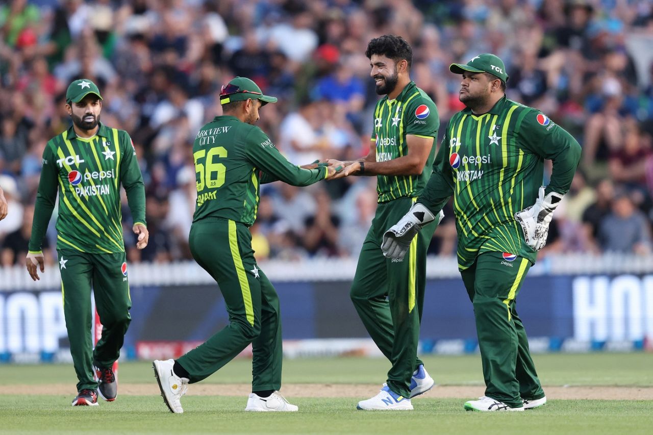 Aamer Jamal had Devon Conway caught at cover off his first ball, New Zealand vs Pakistan, 2nd T20I, Hamilton, January 14, 2024