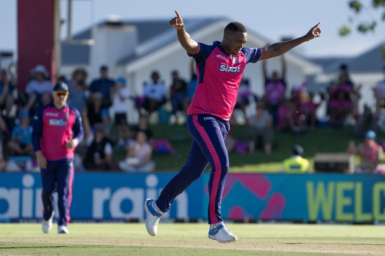 Lungi Ngidi grabbed 3 for 17, Paarl Royals vs Joburg Super Kings, Paarl, SA20, January 17, 2024