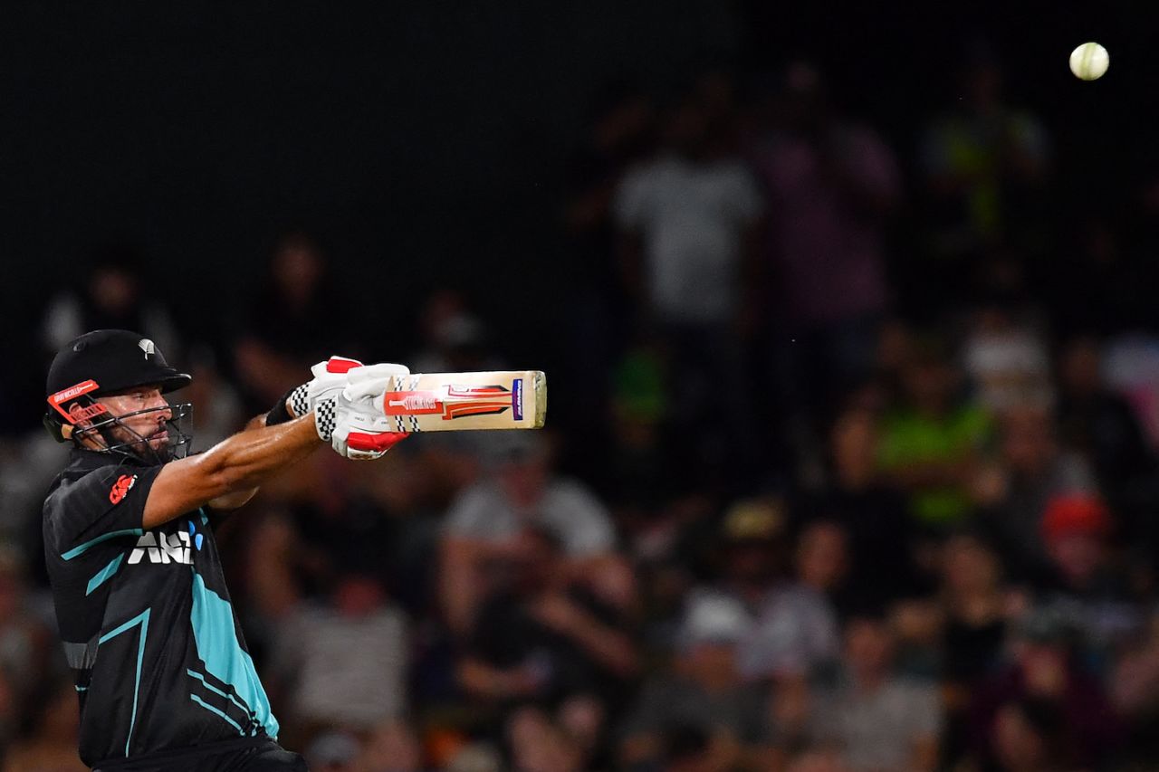 Daryl Mitchell kept New Zealand steady with Glenn Phillips, New Zealand vs Pakistan, 4th T20I, Christchurch, January 19, 2024