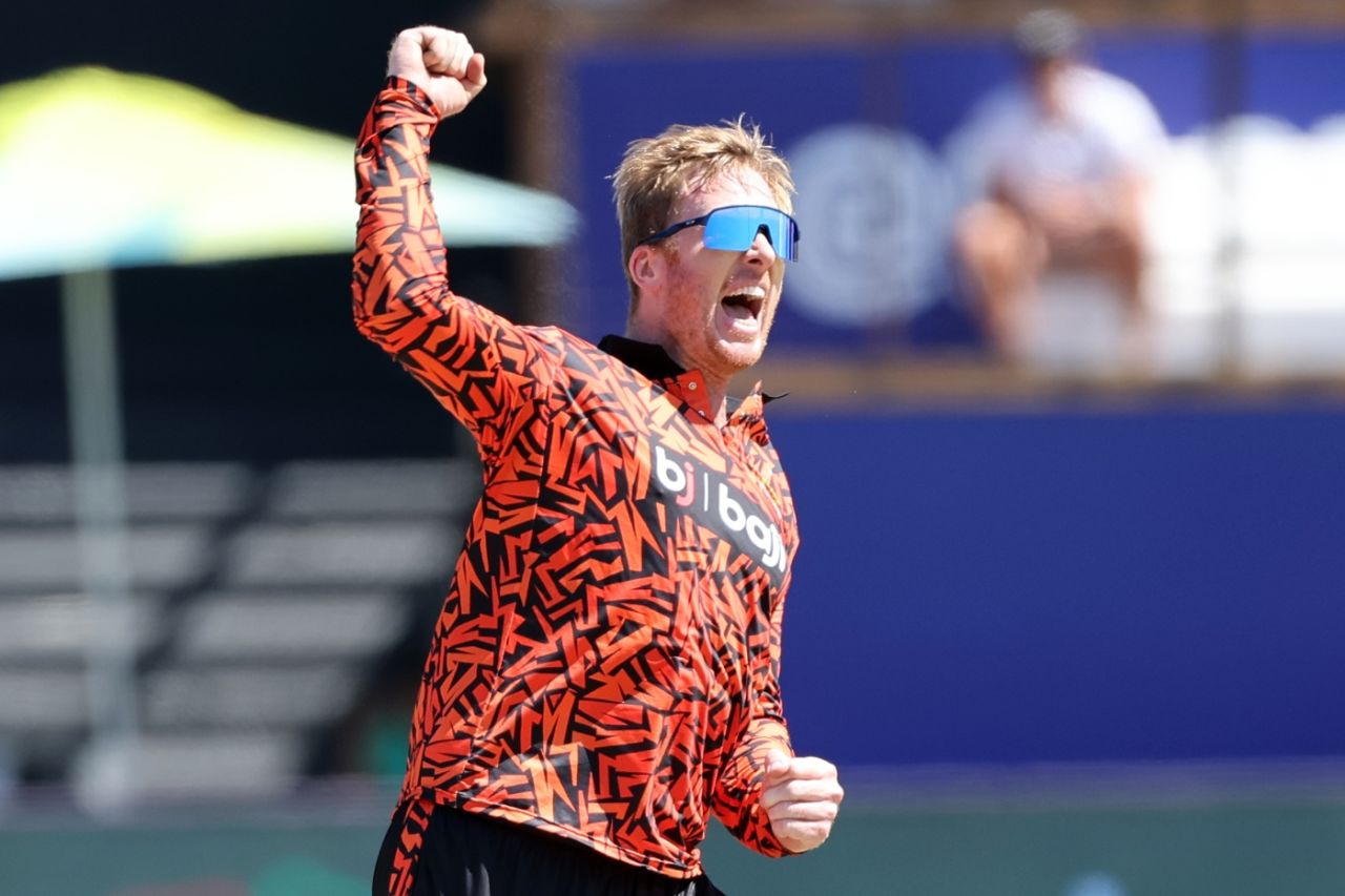 Simon Harmer celebrates dismissing Marcus Stoinis, Durban's Super Giants vs Sunrisers Eastern Cape, Durban, SA20, January 20, 2024