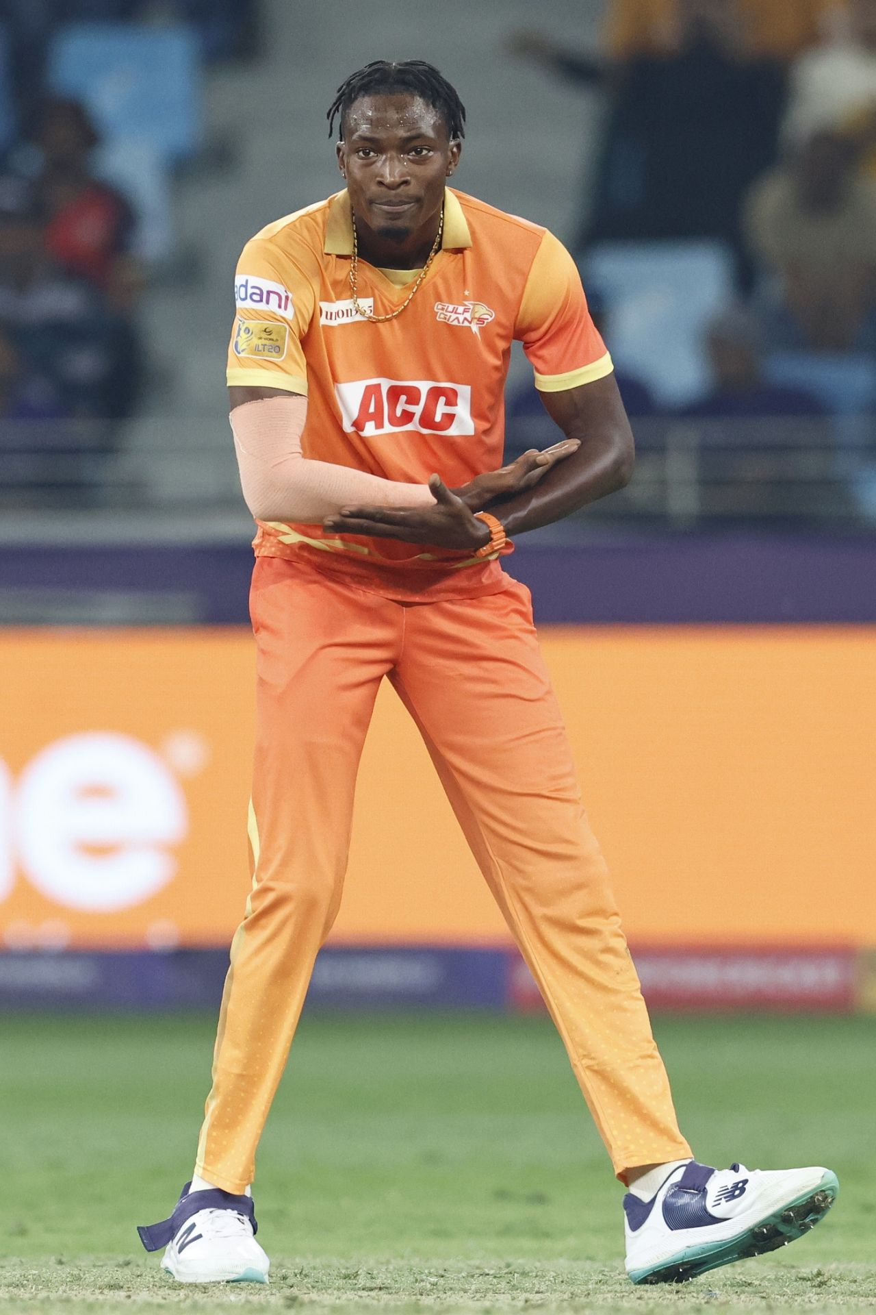 Dominic Drakes celebrates the wicket of Alex Hales, Desert Vipers vs Gulf Giants, Dubai, ILT20, January 24, 2024