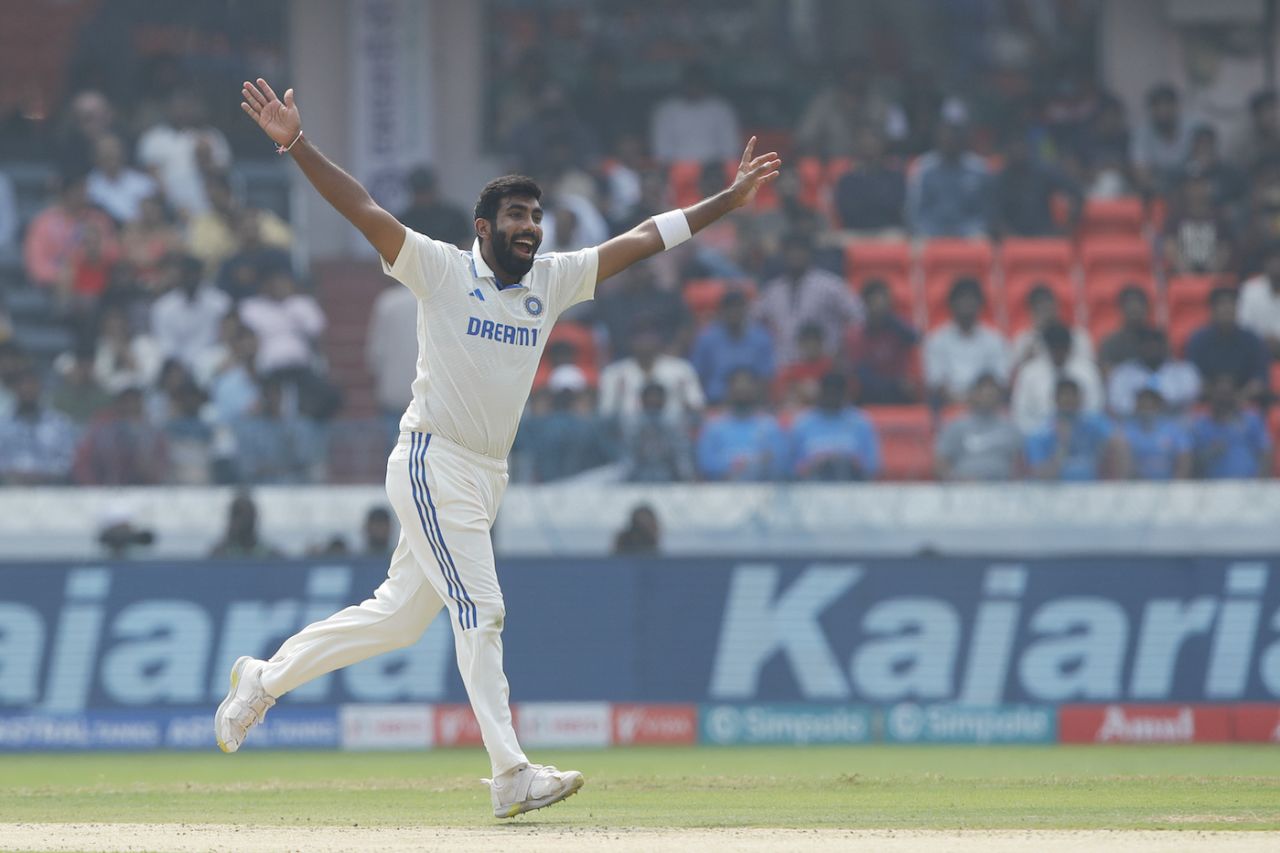 Jasprit Bumrah picked up a wicket with an offcutter, India vs England, 1st Test, Hyderabad, 1st day, January 25, 2024