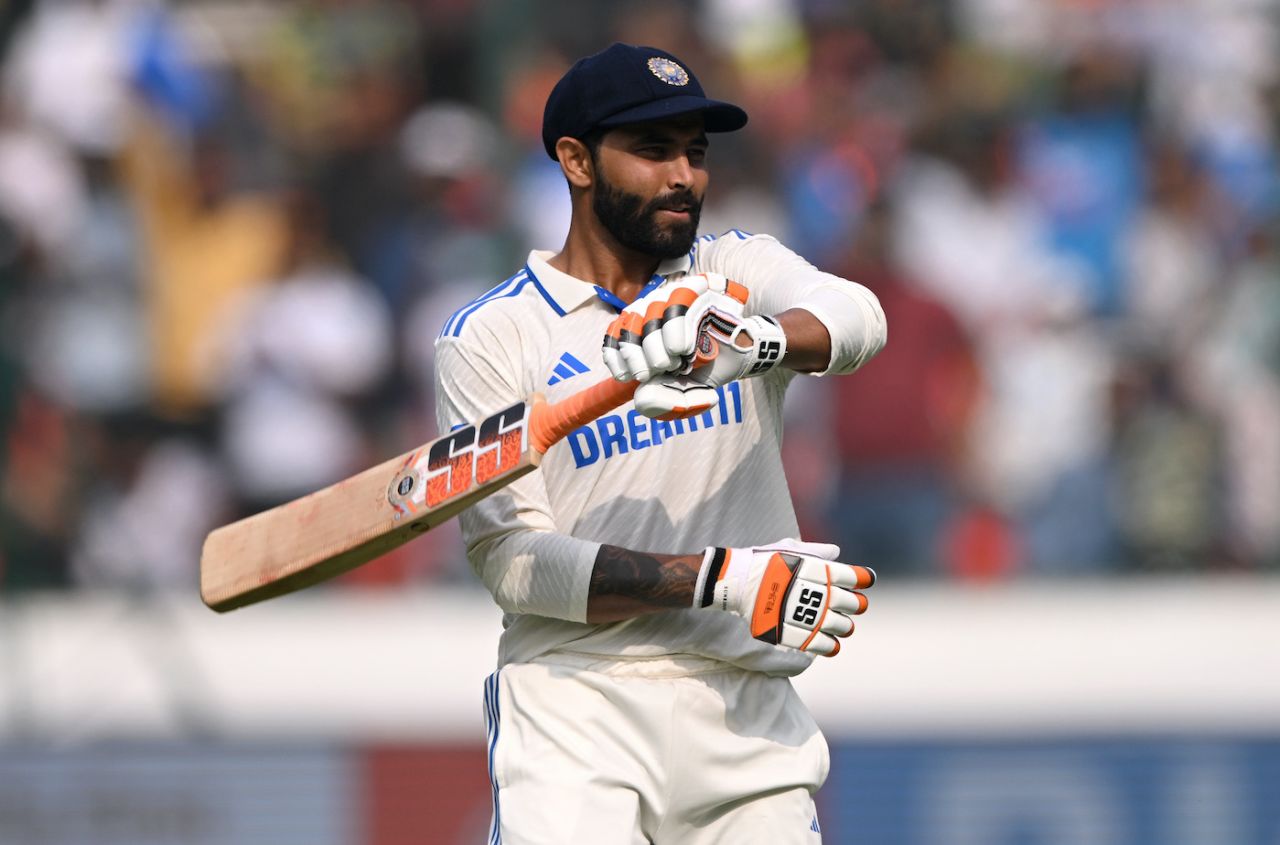 Ravindra Jadeja brings out the sword celebration for his fifty, India vs England, 1st Test, Hyderabad, 2nd day, January 26, 2024
