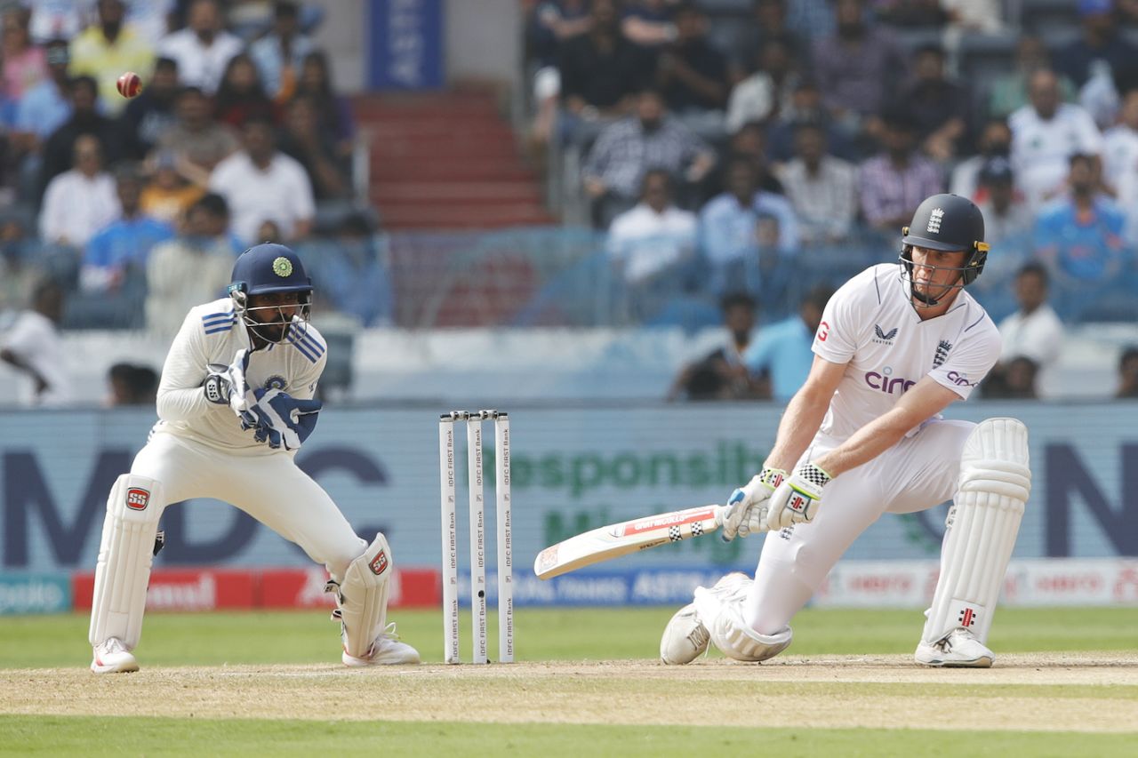 Zak Crawley reverse sweeps for four, India vs England, 1st Test, Hyderabad, 3rd day, January 27, 2024