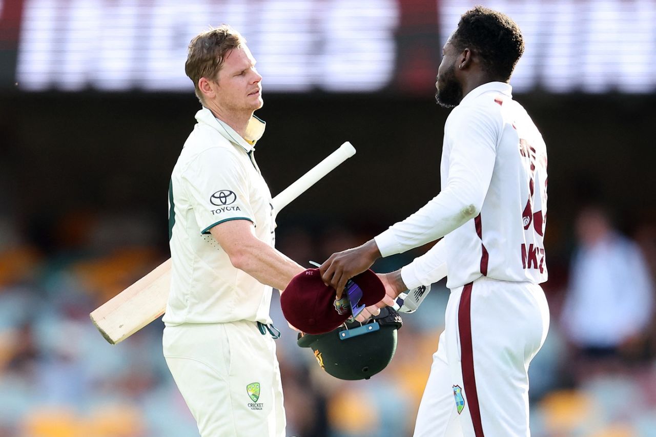 Steven Smith shakes hands with Kirk McKenzie after Australia fell eight runs short, Australia vs West Indies, 2nd Test, Brisbane, 4th day, January 28, 2024