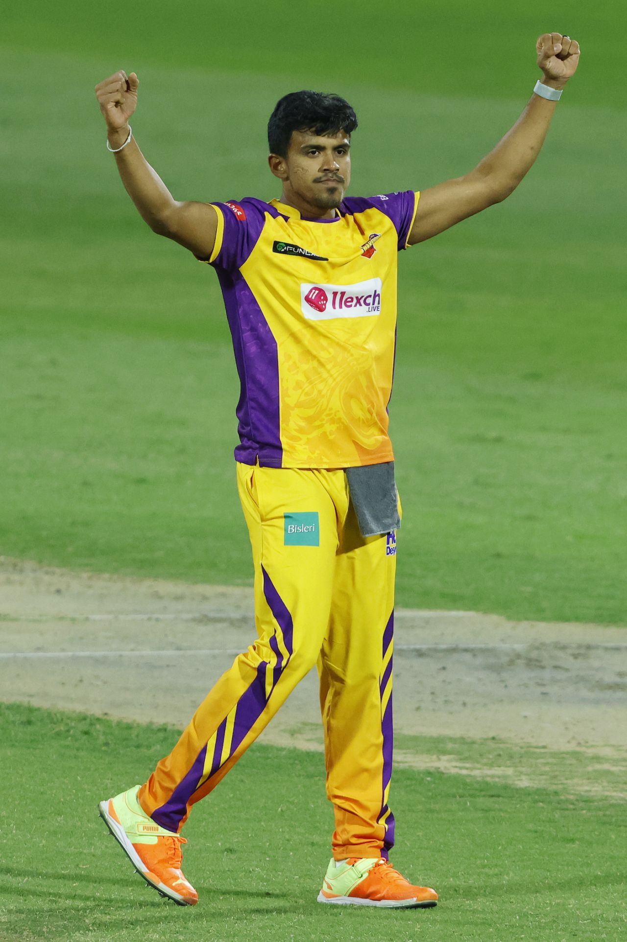 Maheesh Theekshana finished with 4 for 20, Dubai Capitals vs Sharjah Warriors, ILT20, Sharjah, January 29, 2024