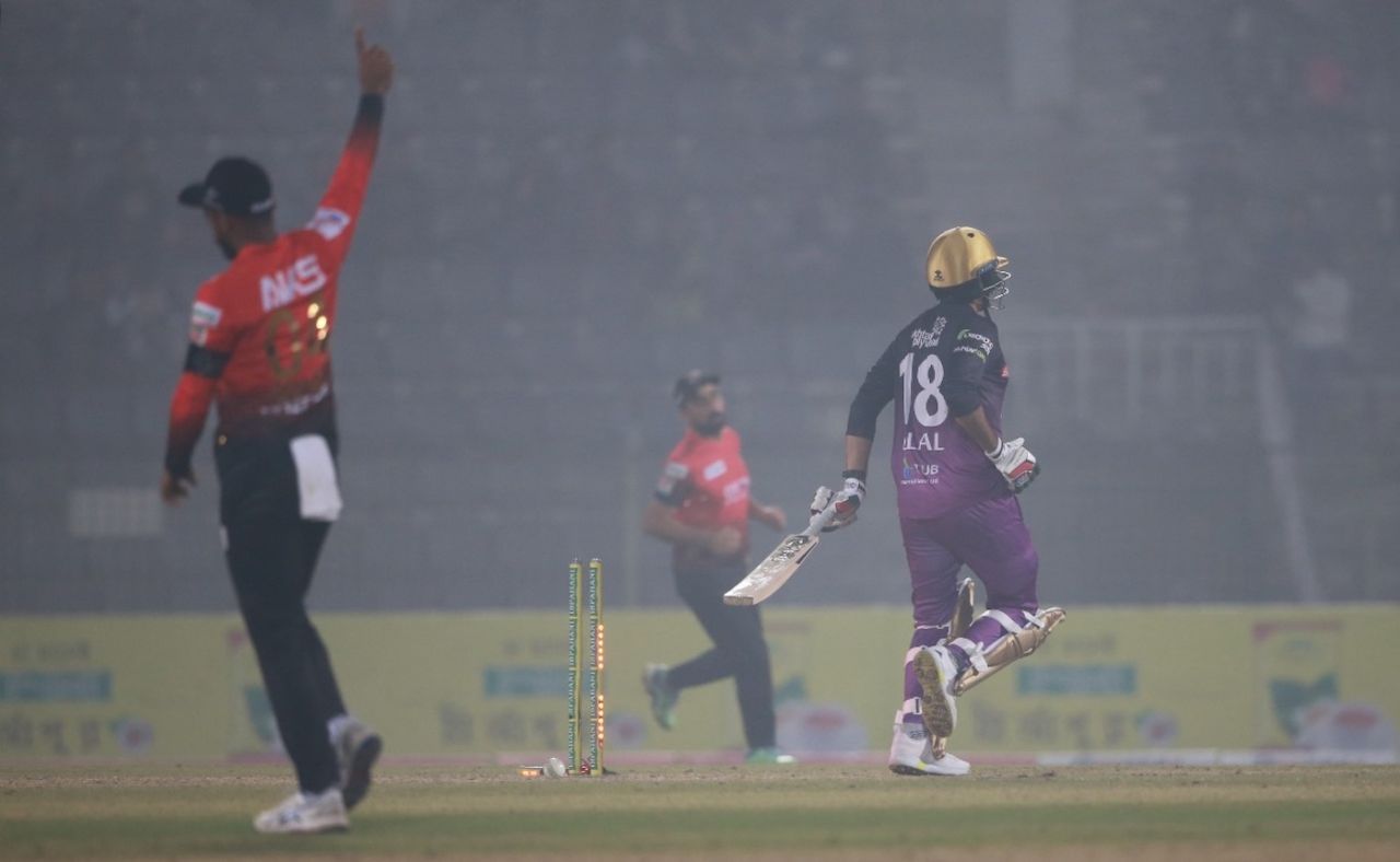 Bilal Khan is run out, Chattogram Challengers vs Comilla Victorians, Bangladesh Premier League, Sylhet, February 2, 2024