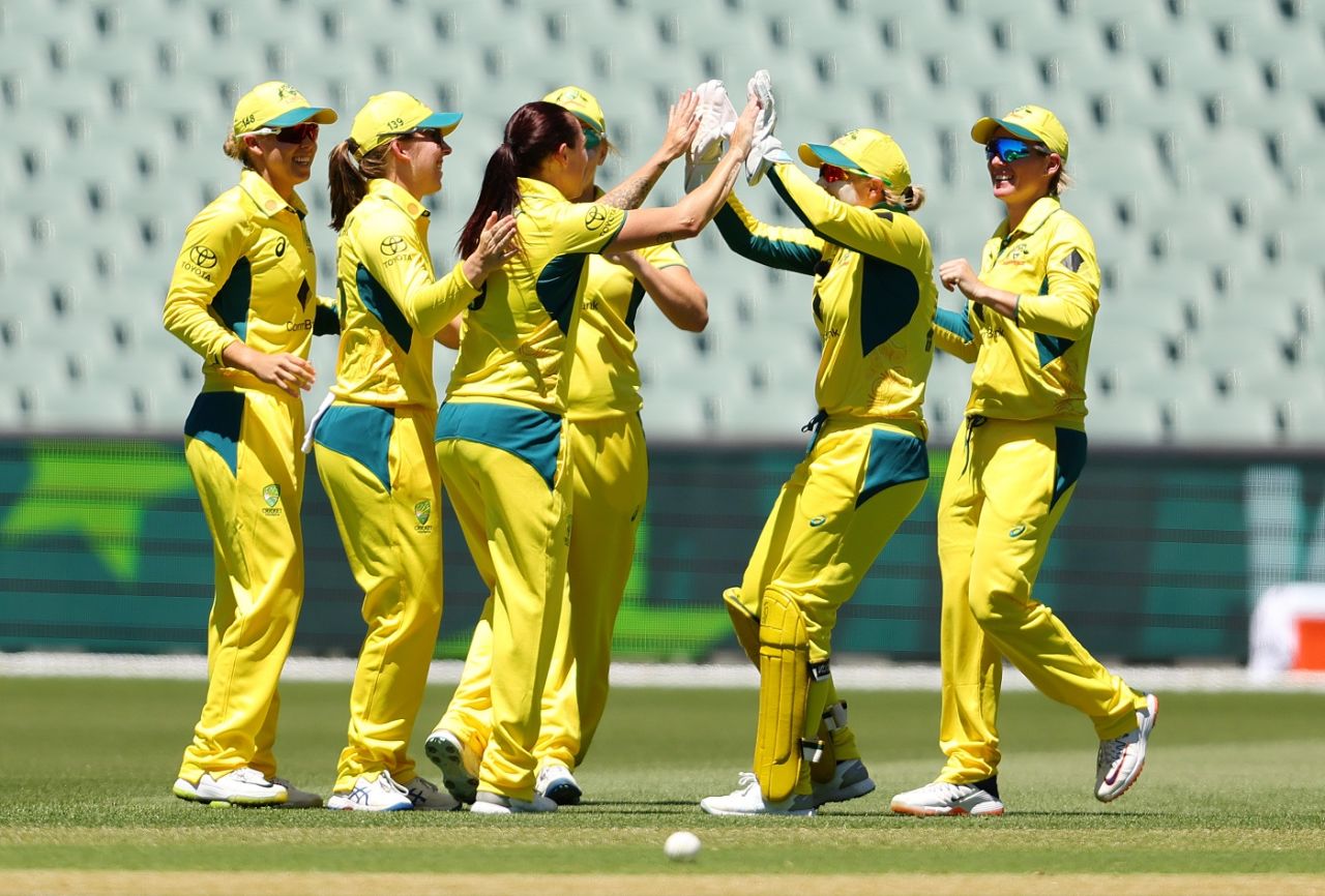 Megan Schutt struck early to dismiss Laura Wolvaardt, Australia vs South Africa, 1st ODI, Adelaide, February 3, 2024