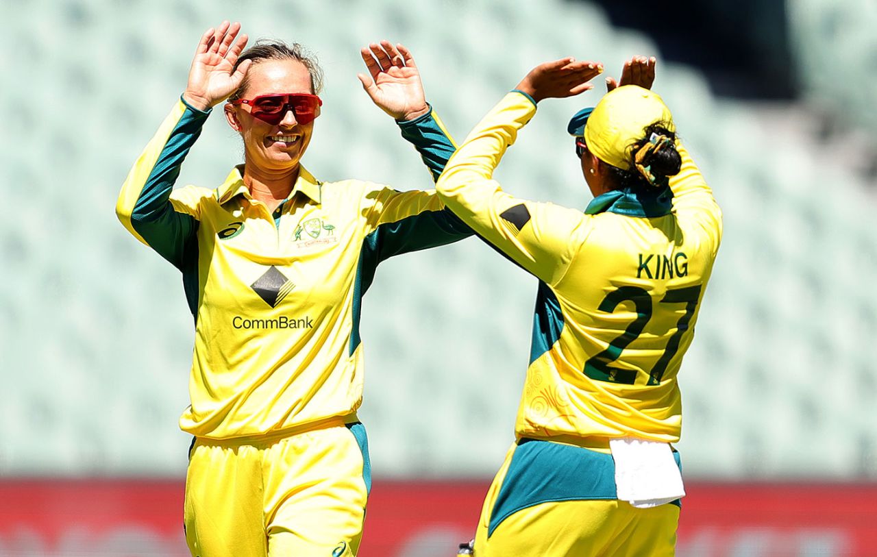 Ash Gardner joined in the wicket-taking, Australia vs South Africa, 1st ODI, Adelaide, February 3, 2024