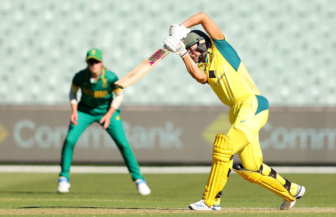 Ellyse Perry drives, Australia vs South Africa, 1st ODI, Adelaide, February 3, 2024