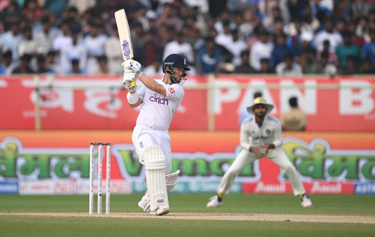 Ben Duckett flays one through cover, India vs England, 2nd Test, Visakhapatnam, 3rd day, February 4, 2024