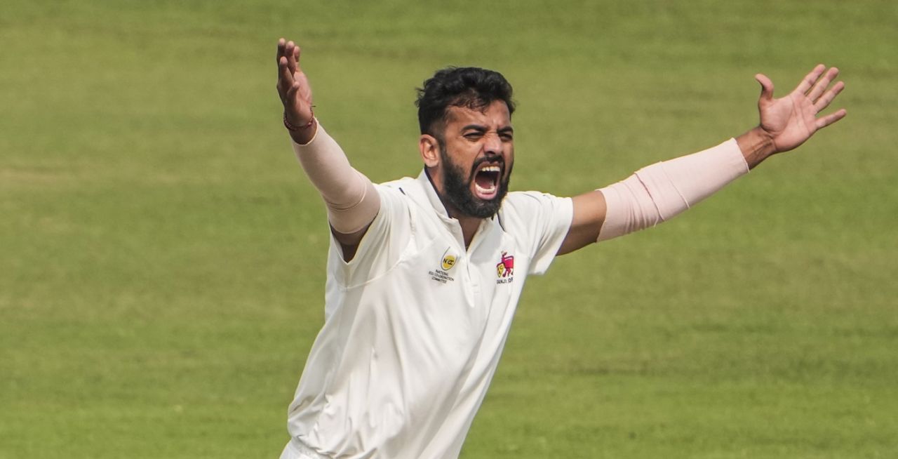 Mohit Avasthi bowled Mumbai to an innings win, Bengal vs Mumbai, Ranji Trophy, 2nd day, Eden Gardens, February 3, 2024