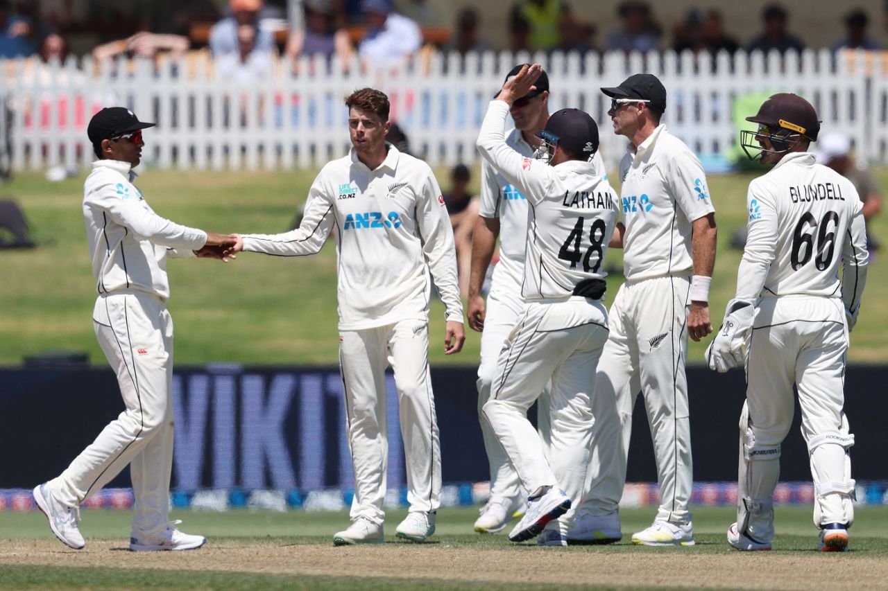 Mitchell Santner got good purchase and picked the wicket of Clyde Fortuin, New Zealand vs South Africa, 1st Test, Mount Maunganui, 3rd day, February 6, 2024
