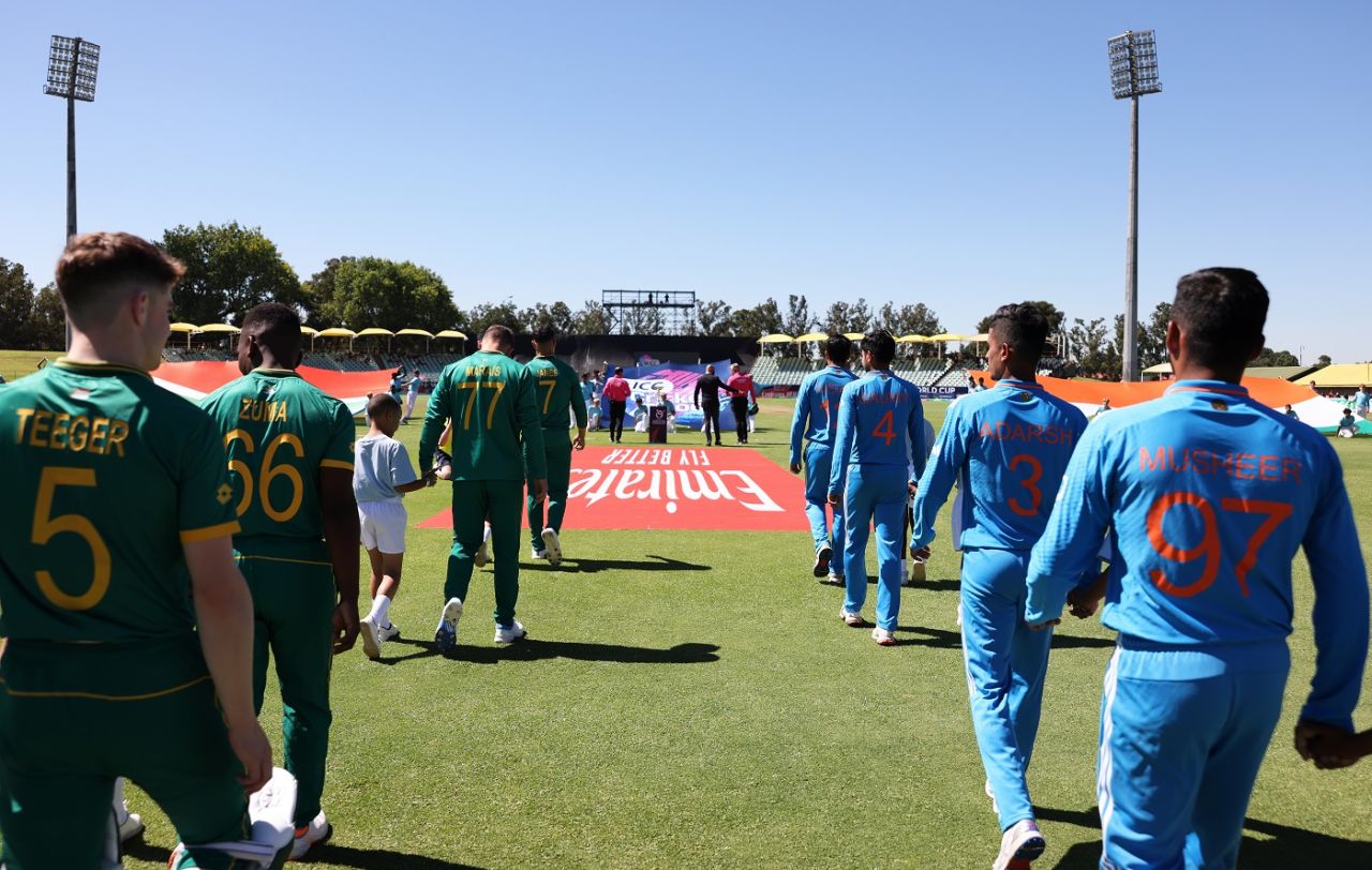 Team India and South Africa line up before the national anthems, South Africa vs India, Under-19 World Cup, 1st semi-final, Benoni, February 6, 2024
