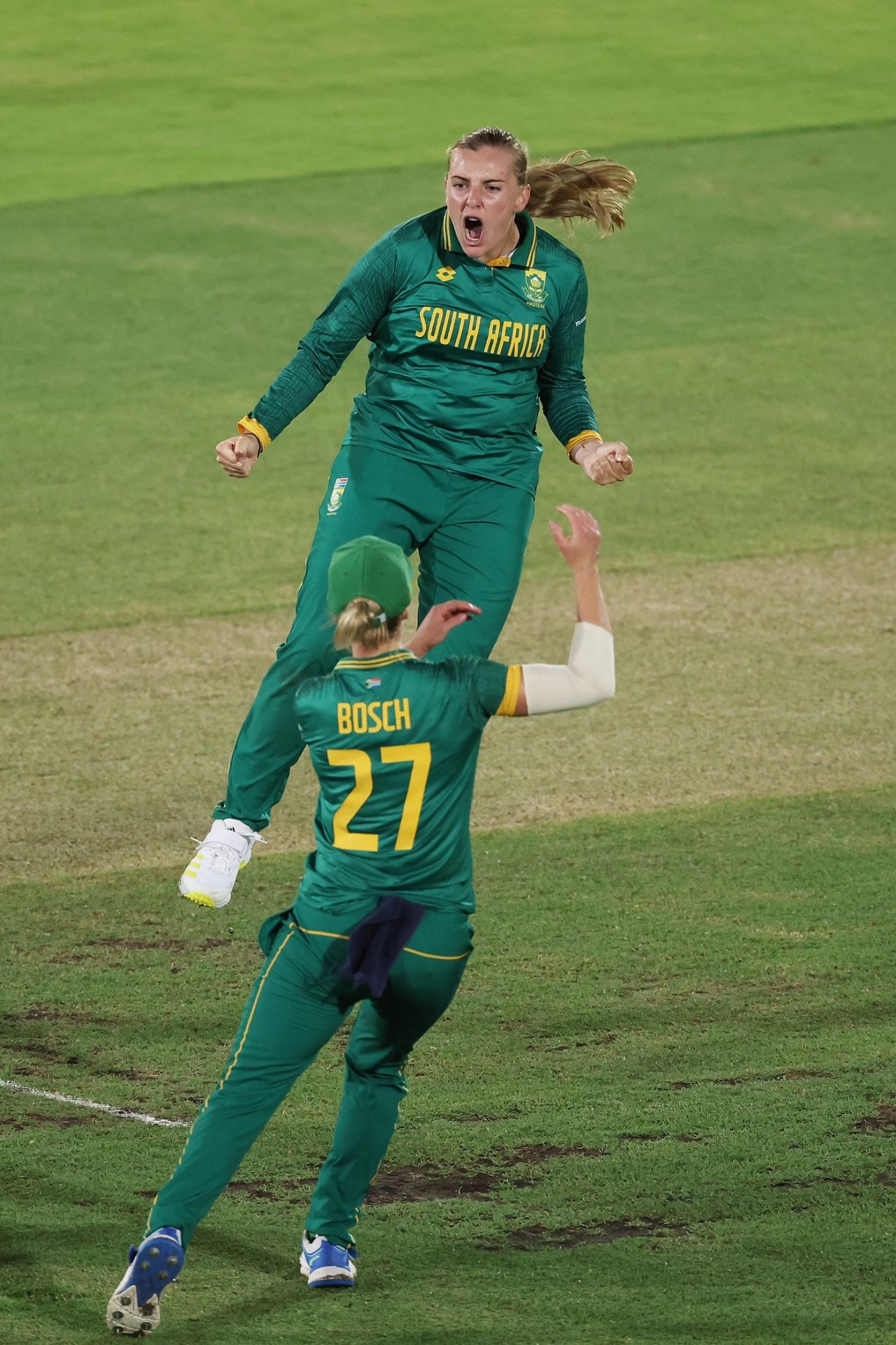 Eliz-mari Marx is ecstatic after dismissing Annabel Sutherland, Australia vs South Africa, 2nd ODI, Sydney, February 7, 2024