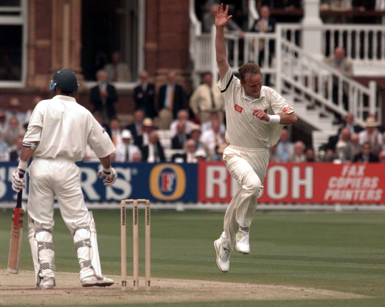 Allan Donald celebrates Nasser Hussain's wicket, England v South Africa, 2nd Test, Lord's, 3rd day, June 20, 1998