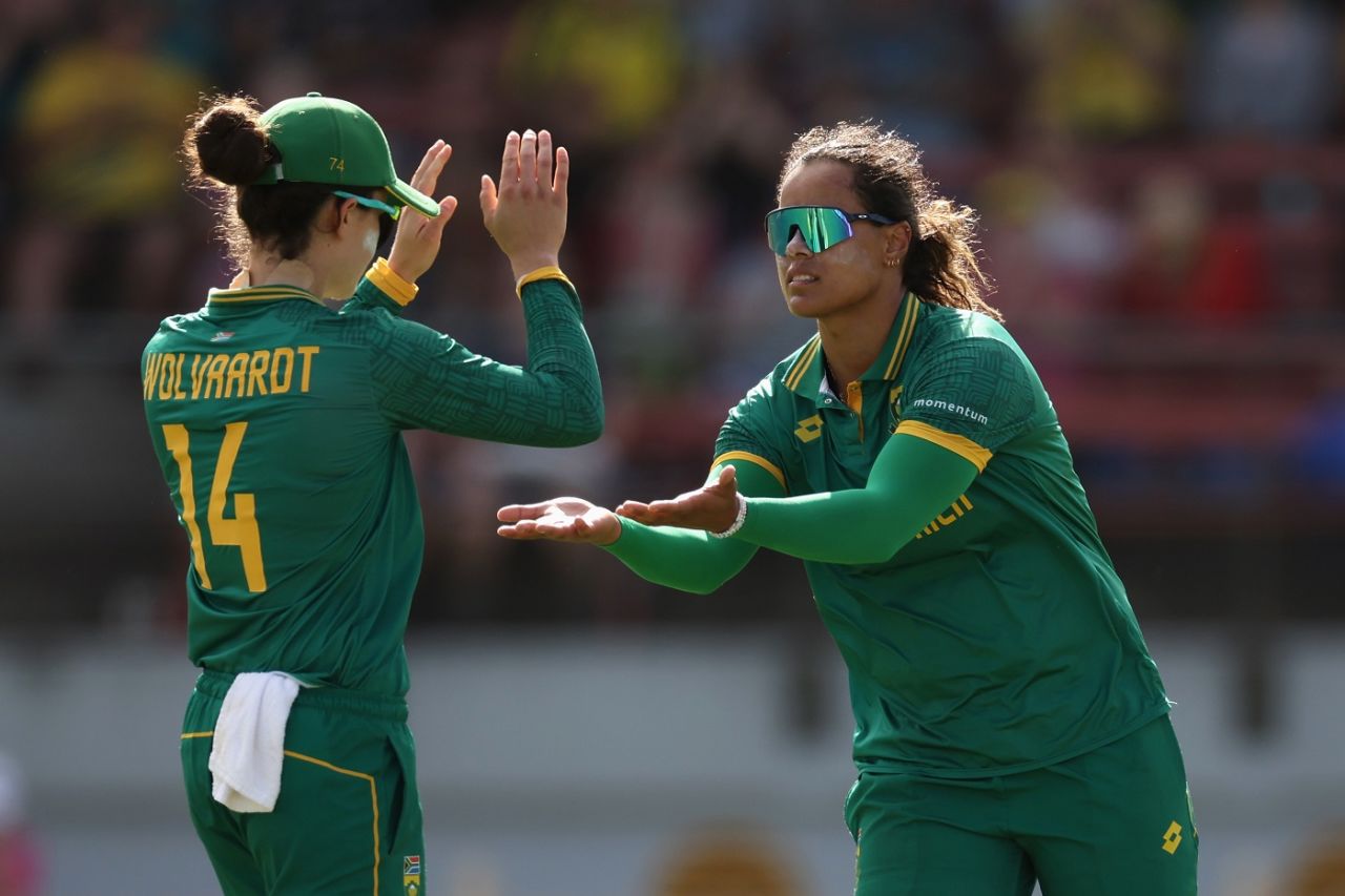 Chloe Tryon celebrates after getting rid of Tahlia McGrath, Australia vs South Africa, 3rd ODI, North Sydney, February 10, 2024