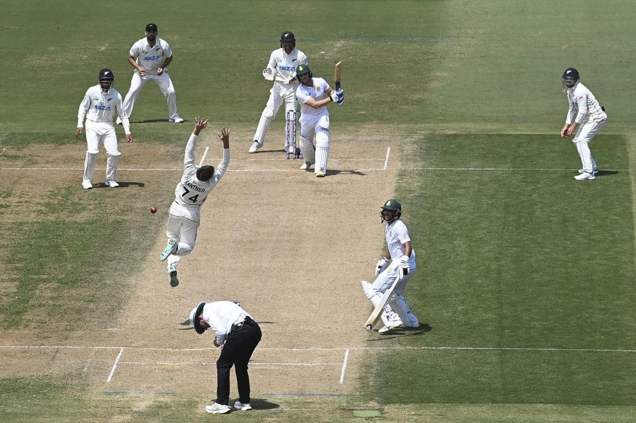Mitchell Santner leaps in the air as he unsuccessfully attempts to take a return catch, New Zealand vs South Africa, 1st Test, Mount Maunganui, 4th day, February 7, 2024