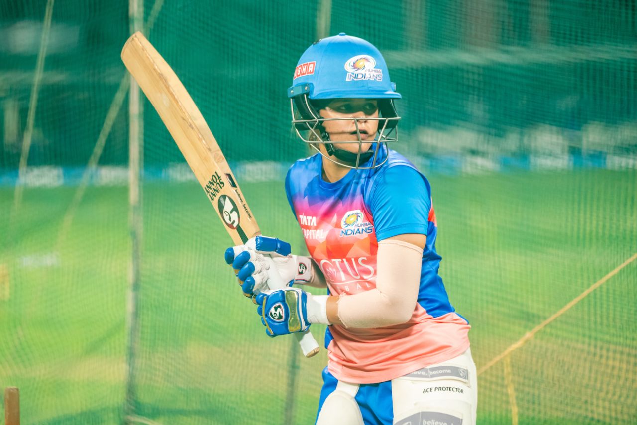 Humaira Kazi prepares in the Mumbai Indians nets, WPL 2024, February 12, 2024