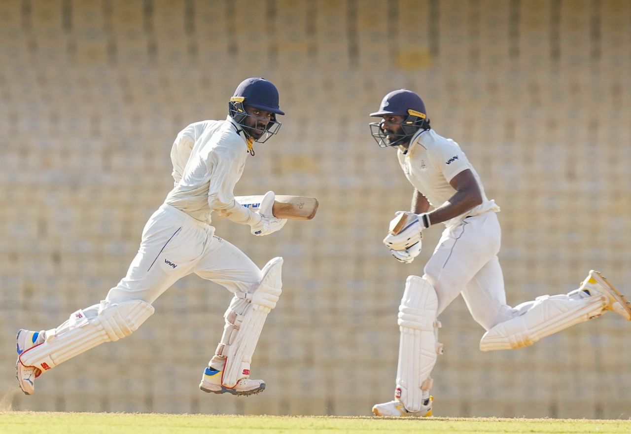 B Indrajith and Vijay Shankar rose above the Chepauk conditions, Tamil Nadu vs Karnataka, Ranji Trophy 2023-24, day four, Chennai, February 12, 2024