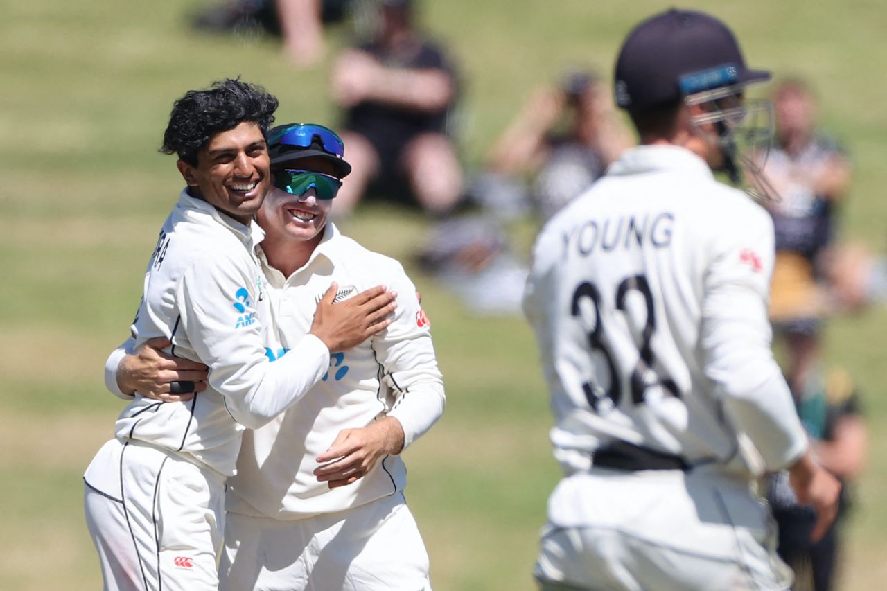 Rachin Ravindra got among the wickets after starting with four maidens, New Zealand vs South Africa, 2nd Test, Hamilton, 1st day, February 13, 2024