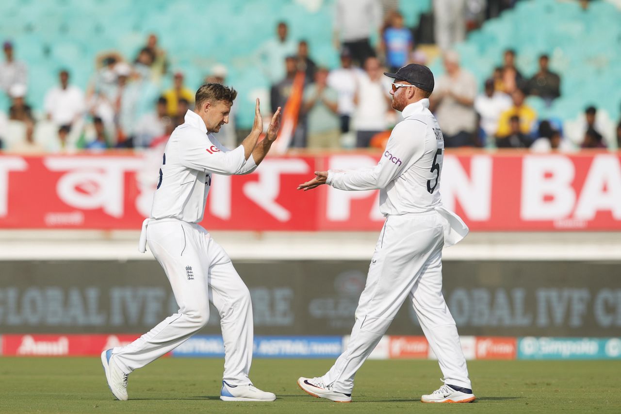 Joe Root and Jonny Bairstow celebrate a wicket, India vs England, 3rd Test, Rajkot, 2nd day, February 16, 2024