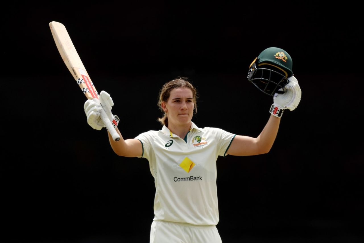 Annabel Sutherland celebrates her second Test century, Australia vs South Africa, Women's Test, WACA Ground, Perth, February 16, 2024