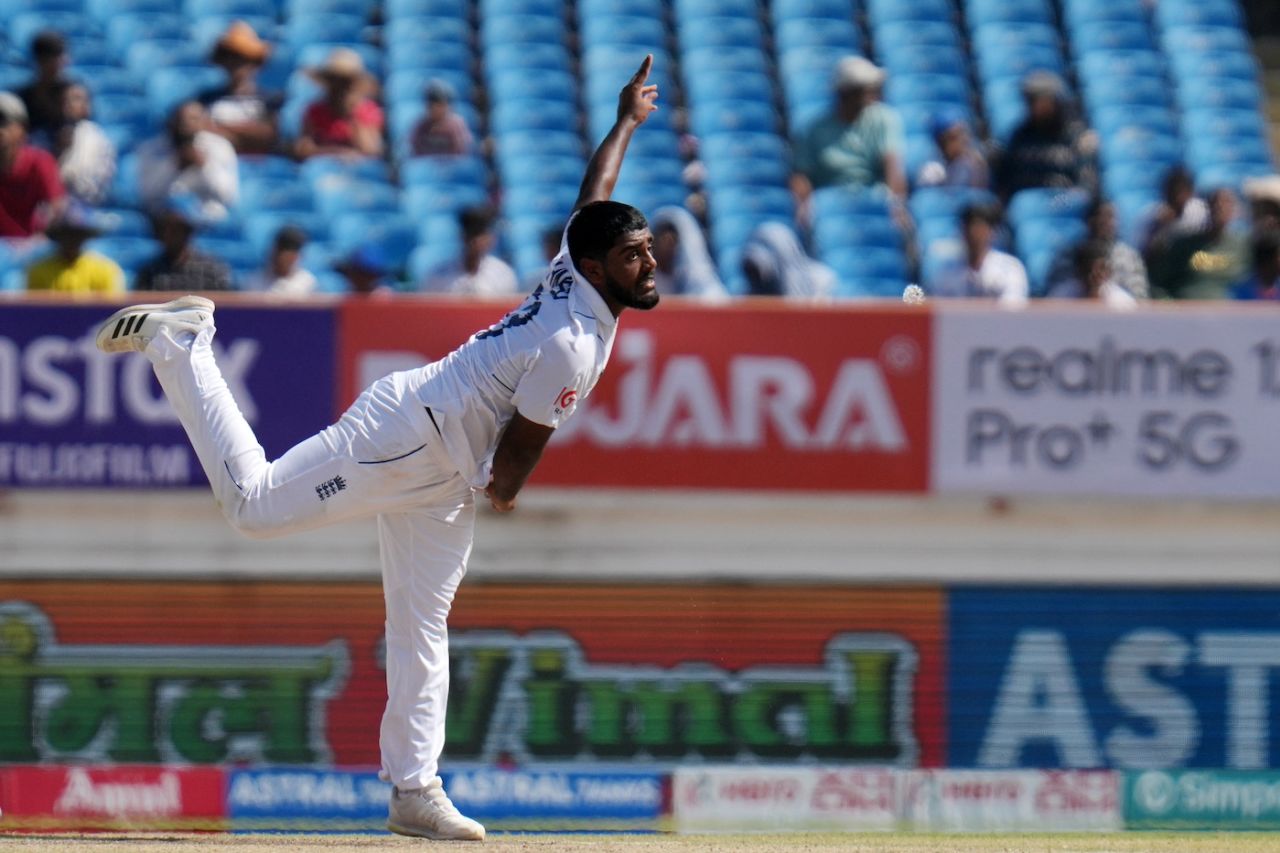 Rehan Ahmed sends down a delivery, India vs England, 3rd Test, Rajkot, 4th day, February 18, 2024