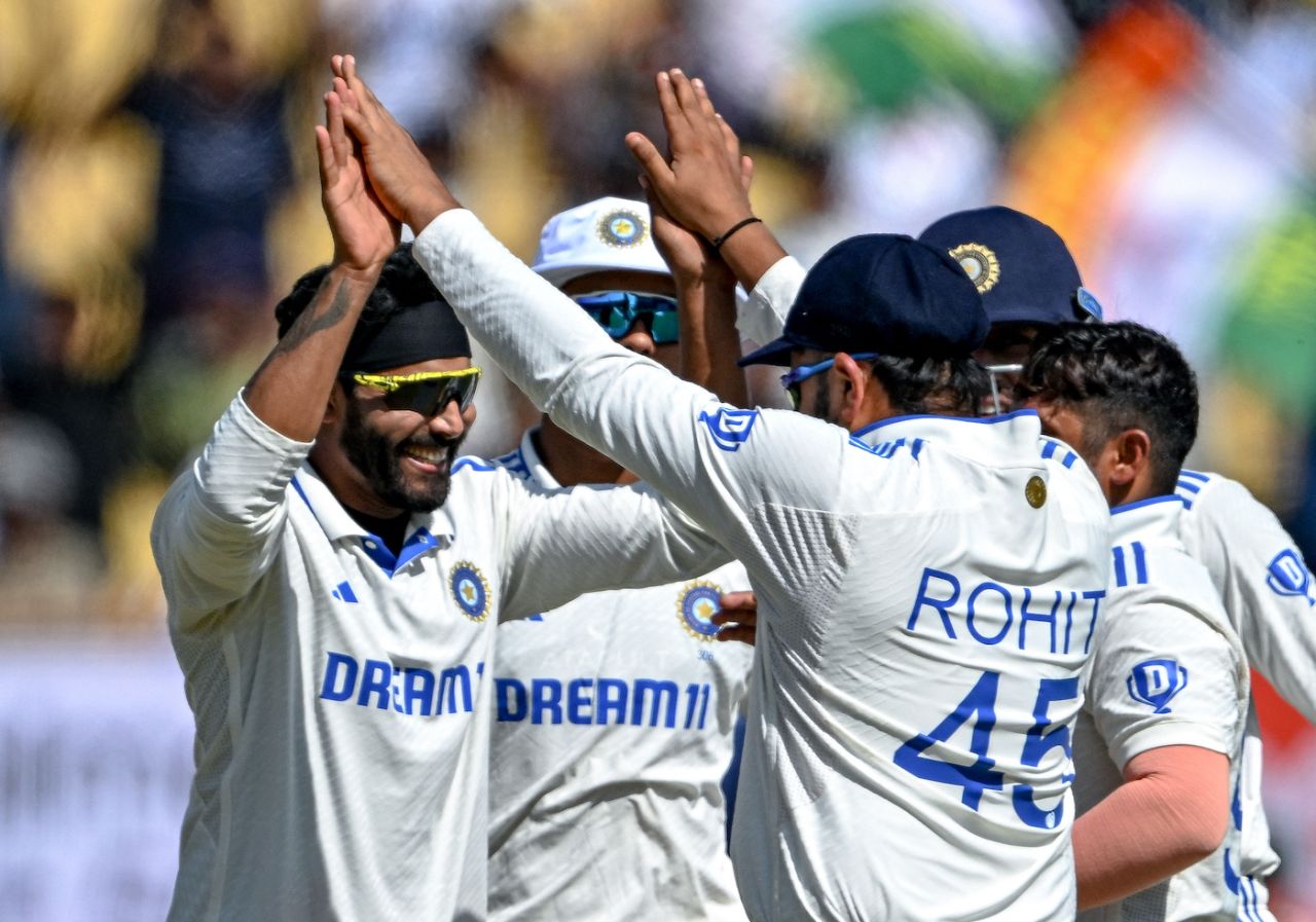Ravindra Jadeja high fives Rohit Sharma, India vs England, 3rd Test, Rajkot, 4th day, February 18, 2024