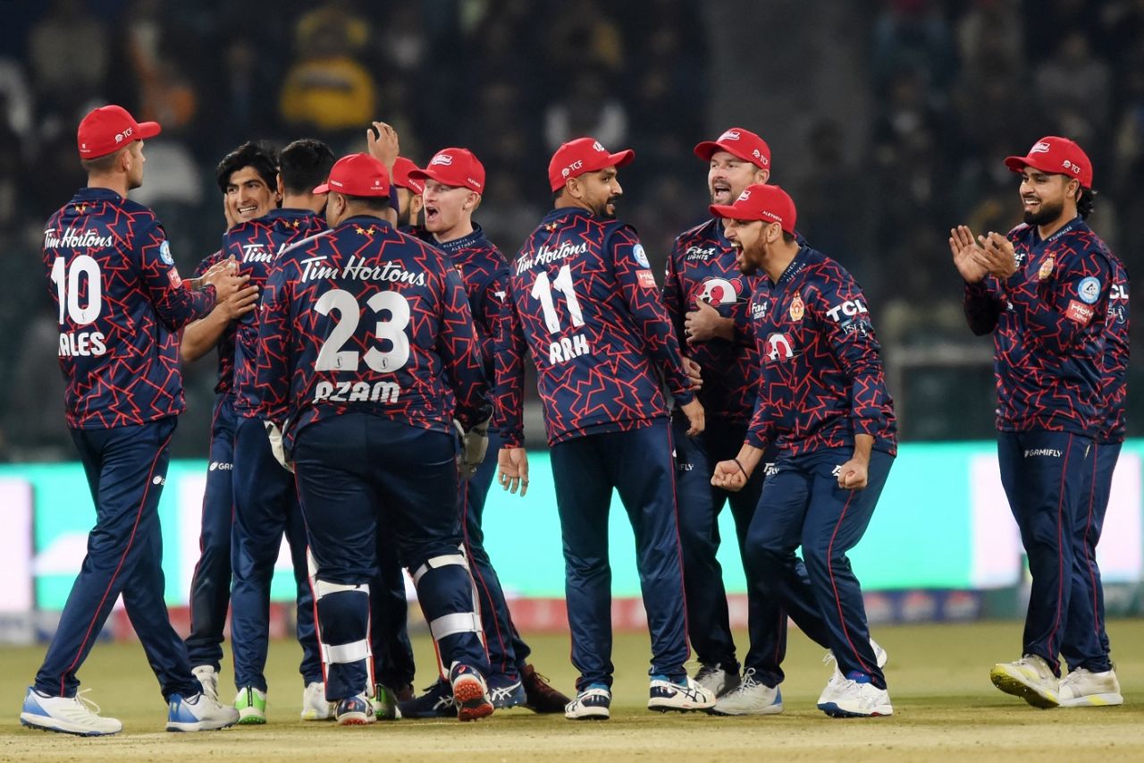 Naseem Shah and Co celebrate Saud Shakeel's wicket, Islamabad United vs Quetta Gladiators, Lahore, PSL, February 22, 2024