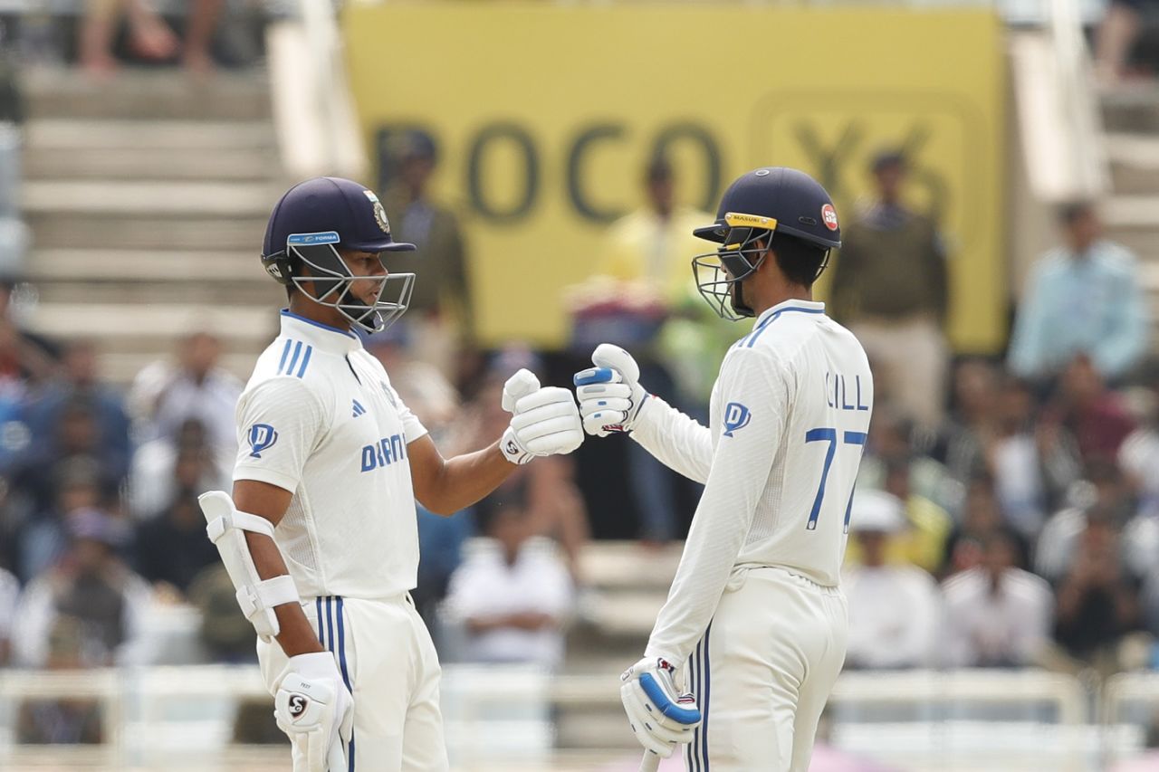 Yashasvi Jaiswal and Shubman Gill steadied India after an early wicket, India vs England, 4th Test, Ranchi, 2nd day, February 24, 2024