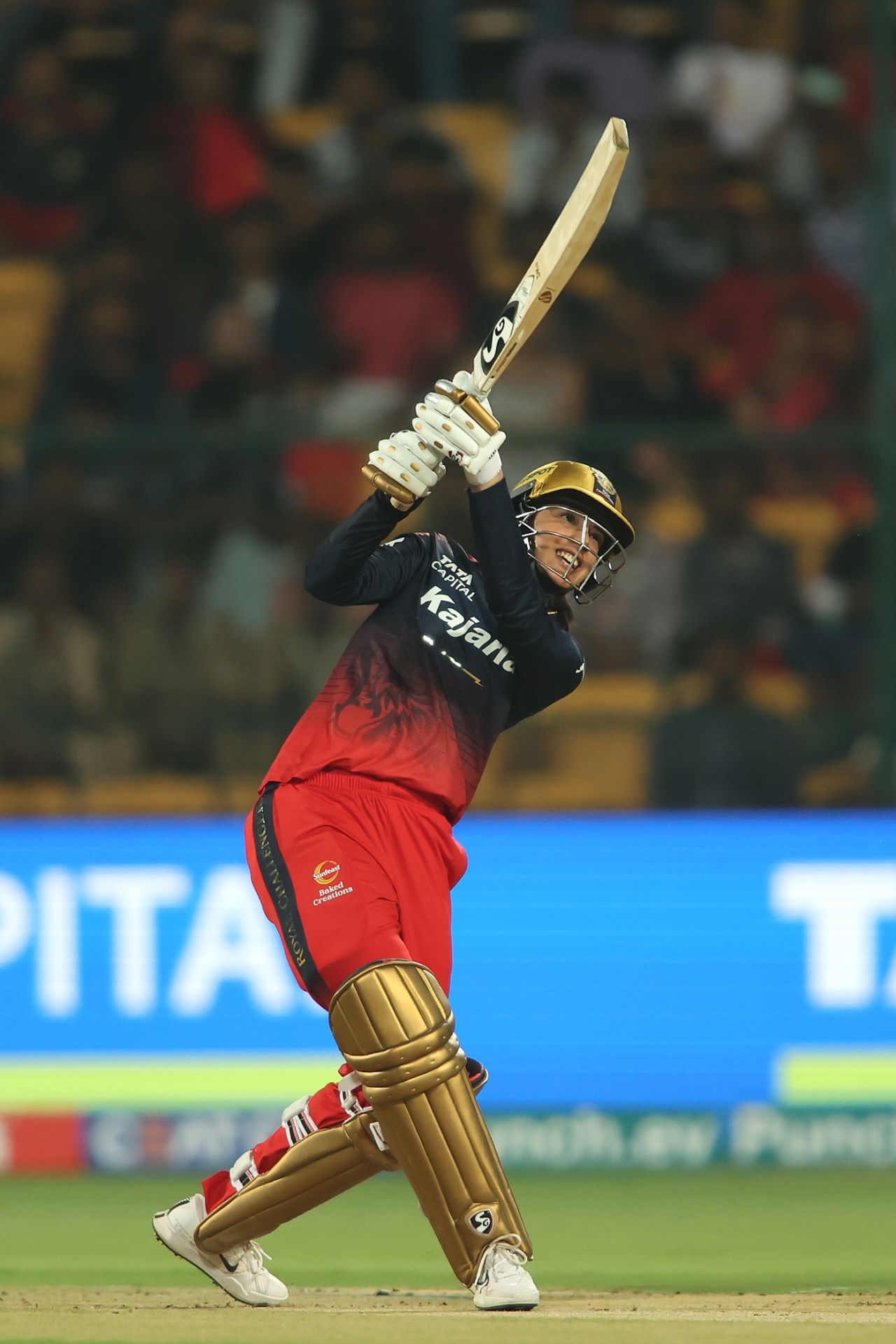 Smriti Mandhana hit a six and a four in her brief stay, Royal Challengers Bangalore vs UP Warriorz, WPL 2024, Bengaluru, February 24, 2024