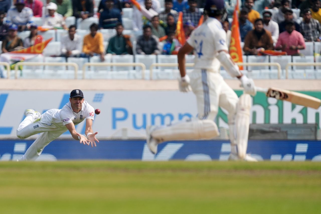 James Anderson dives forward at short third to catch Yashasvi Jaiswal, India vs England, 4th Test, Ranchi, 4th day, February 26, 2024